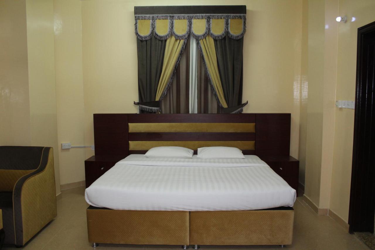 Al Aman Hotel Apartment Al Buraimi Exterior foto